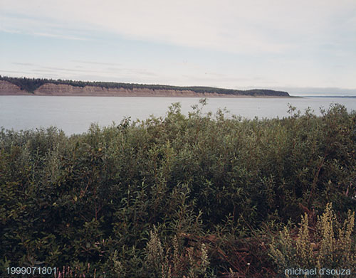 MacKenzie River at Tsiigehtchic