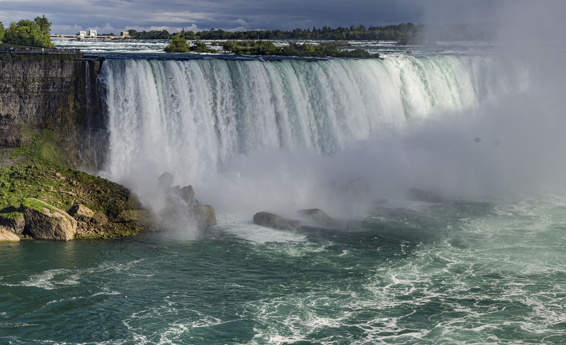 The American Falls from the Parkway